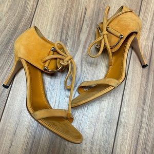 Gucci Wide Ankle Strap Suede Heel Sandal size 8